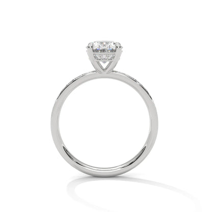 Oval-Cut Diamond Engagement Ring with Shimmering Pavé Band for Timeless Elegance in 925 Silver