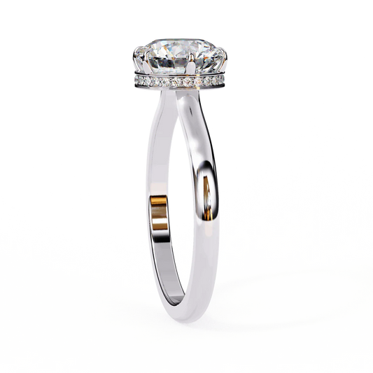 Solitaire Engagement Ring with Round Brilliant-Cut Diamond in 925 Silver